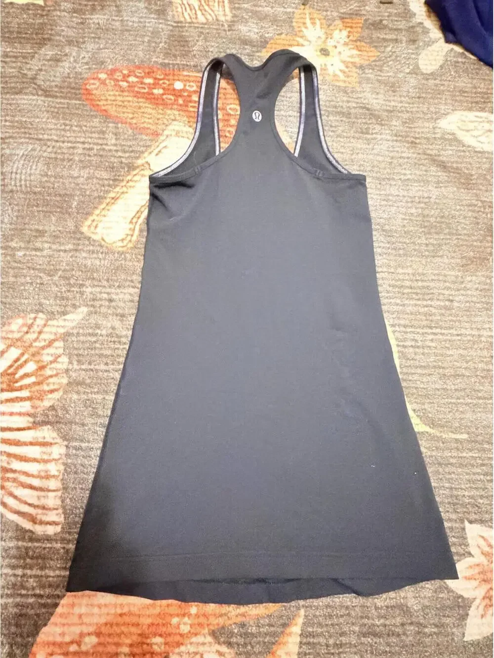Lululemon Black Racerback Athletic Tank Top Women’s Medium Activewear Athleisure